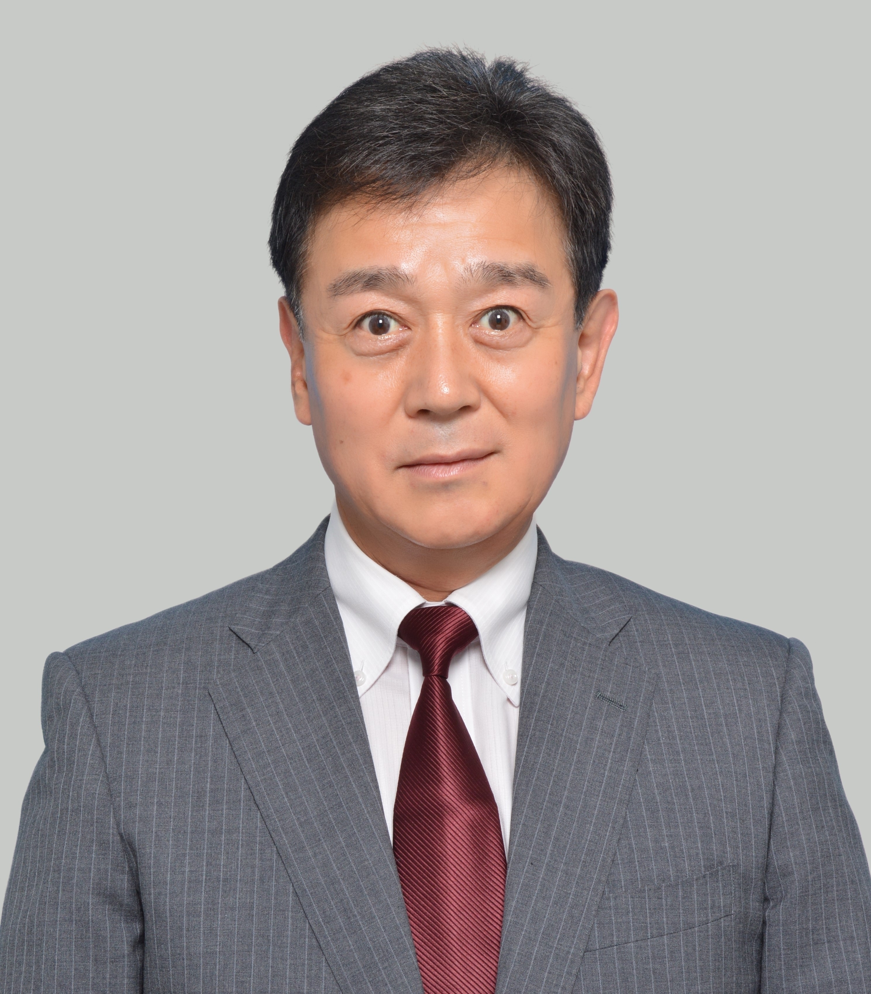 大菅岳史（おおすが　たけし)